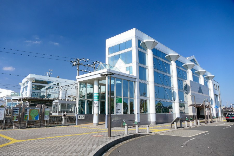 JR東海駅 東口